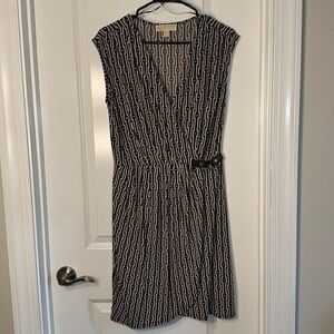 MICHAEL KORS DRESS! Size Medium. Polyester and Spandex material.